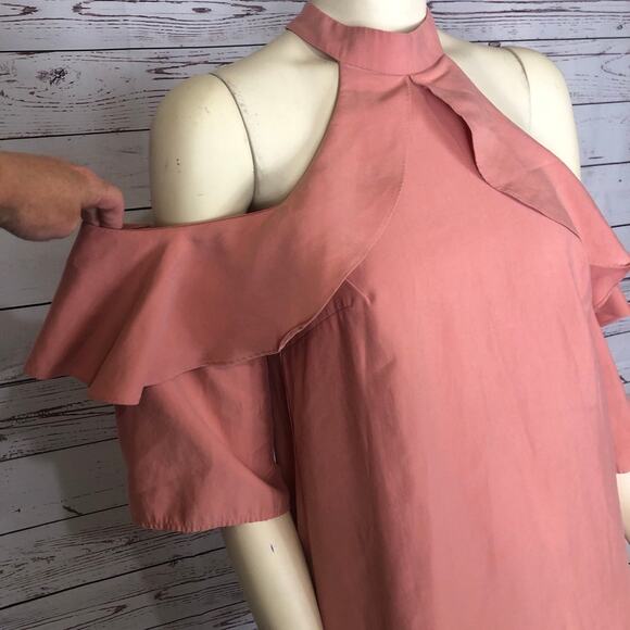 BCBGENERATION COLD SHOULDER HIGH NECK HALTER RUFFLED MINI DRESS size xs - Picture 4 of 12
